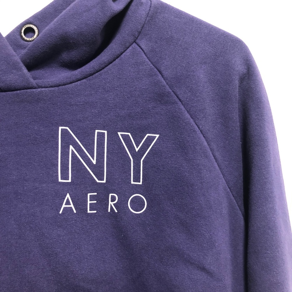 Cropped Sweatshirt - Picture 2 of 4